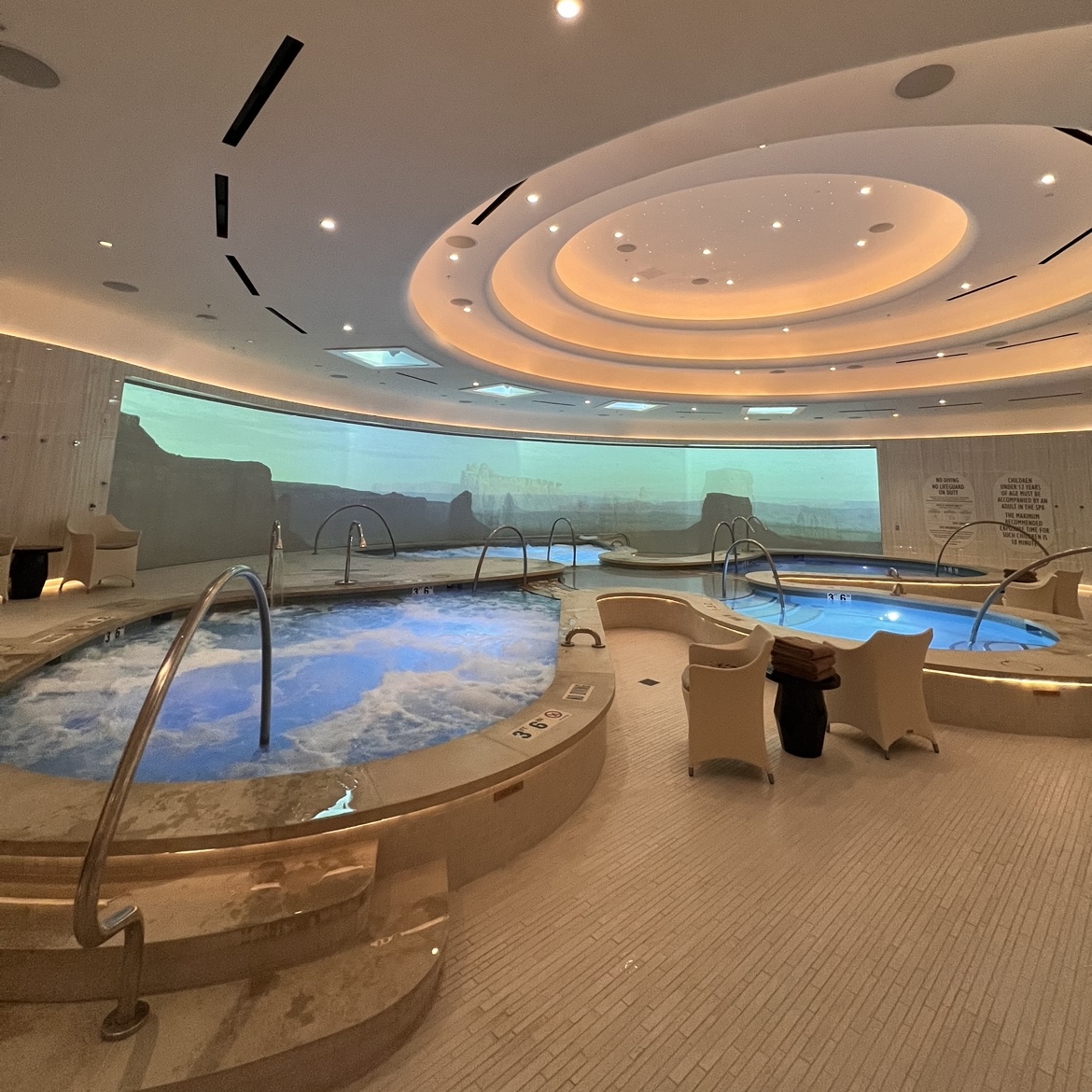awana spa resort world las vegas